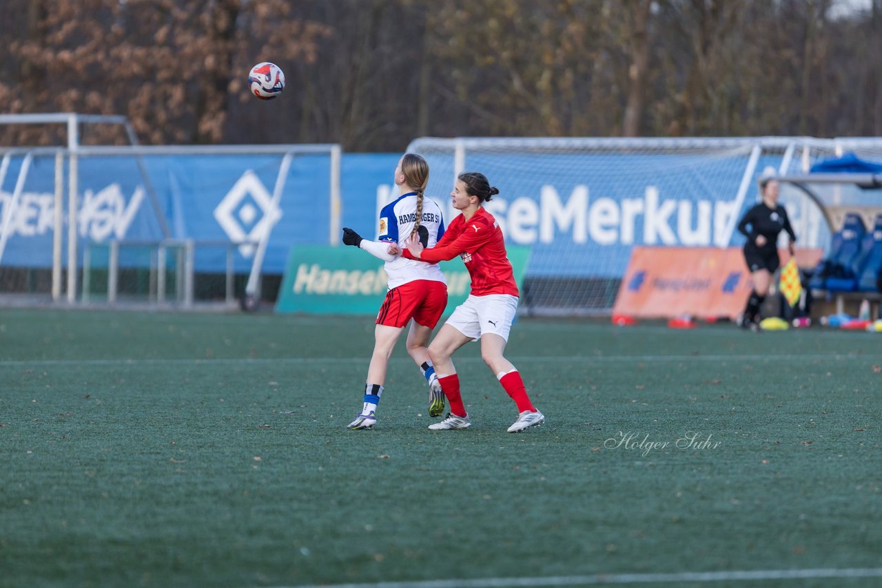 Bild 287 - wBJ Hamburger SV - Holstein Kiel : Ergebnis: 8:0